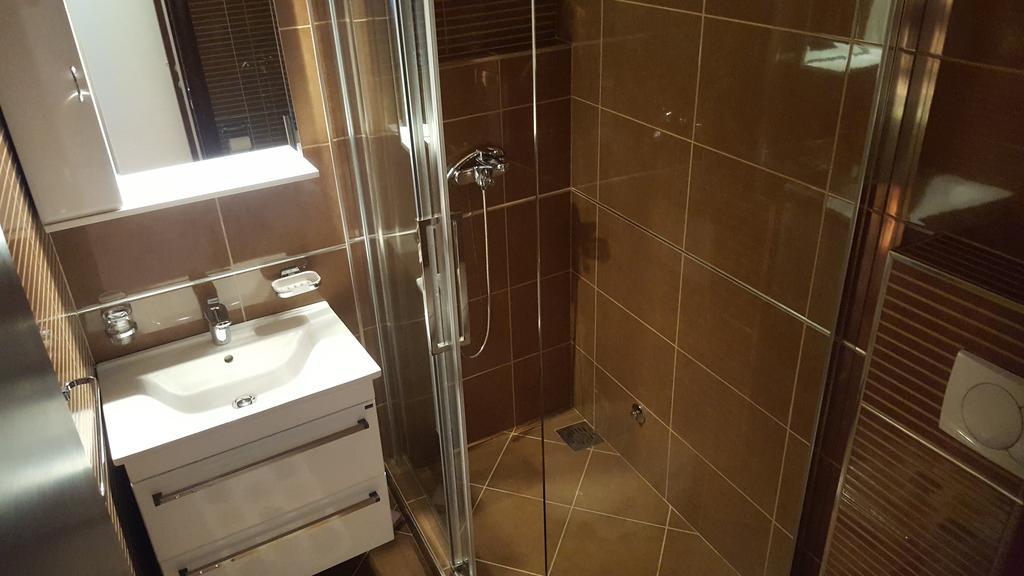 Apartments Grispolis Tivat Kültér fotó